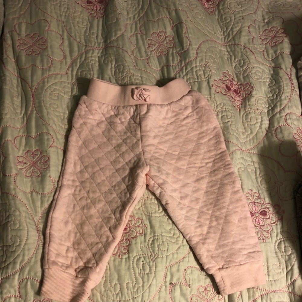 Pink jogger for baby girl !